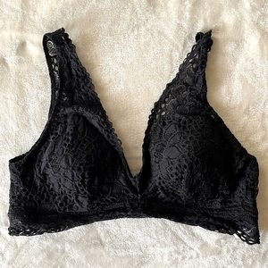 🔴 Plus Size Lace Bralette